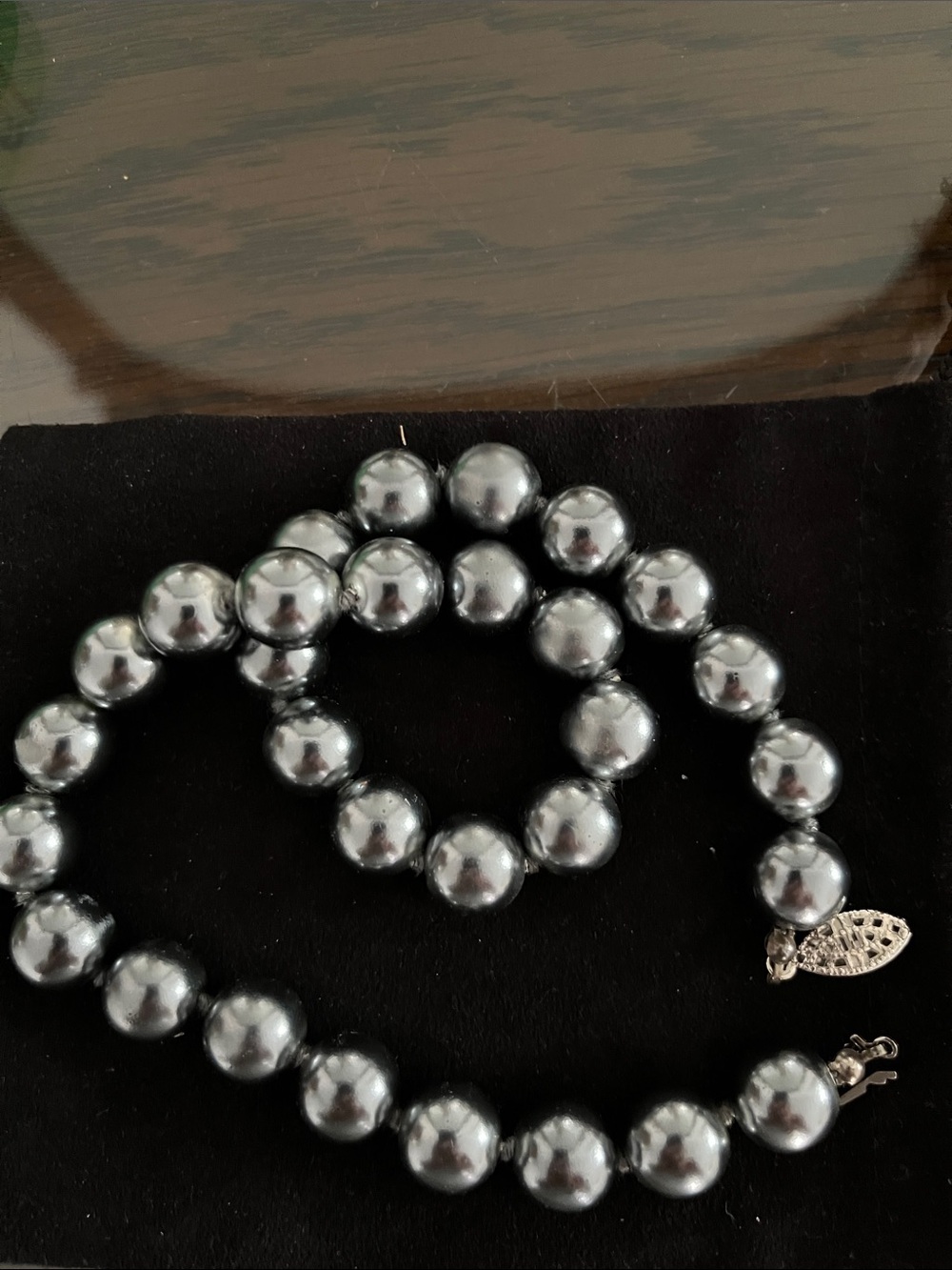 Classic Gunmetal Pearl Beaded Necklace - Women Jewelry